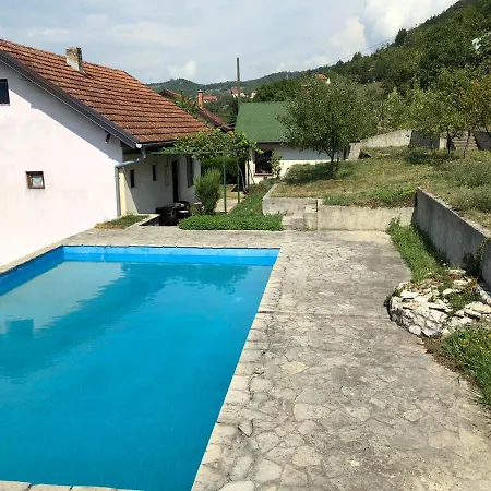 Mountain House With Pool “prenj” * コニツ